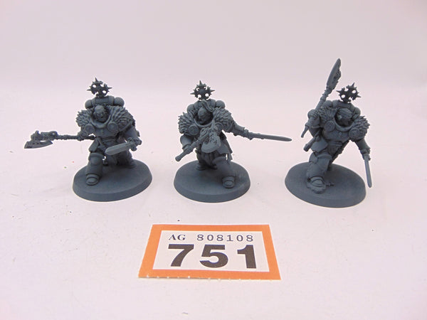 Wolf Guard Headtakers
