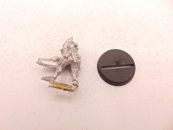 Space Elf Standard Bearer Menhe Worldsong