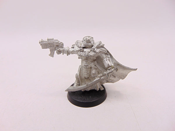 Ordo Malleus Inquisitor with Power Sword & Bolt Pistol