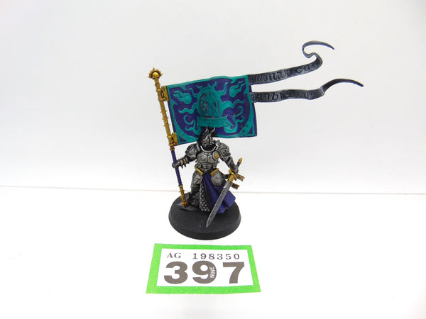 Knight Vexillor with Banner of Apotheosis
