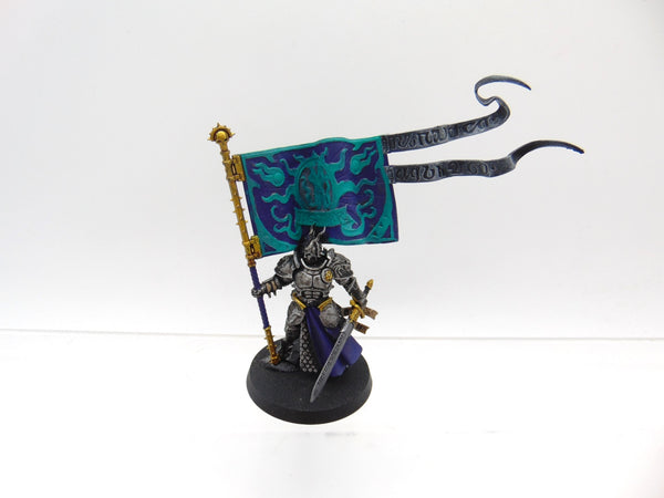 Knight Vexillor with Banner of Apotheosis