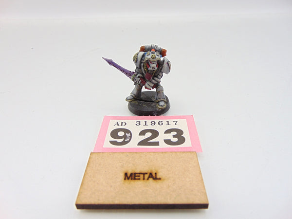 Space Marine Librarian and 2 Handed Force Sword