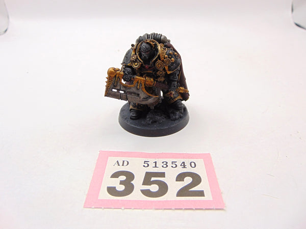 Praetor with Power Axe