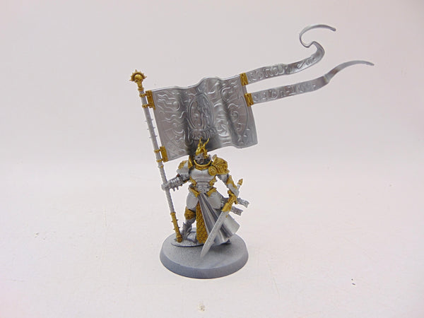 Knight Vexillor with Banner of Apotheosis