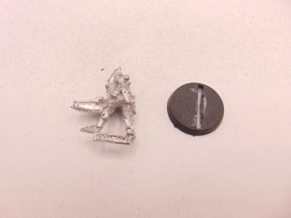 Space Elf Standard Bearer Menhe Worldsong