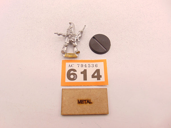 Space Elf Commander Avele Swifteye