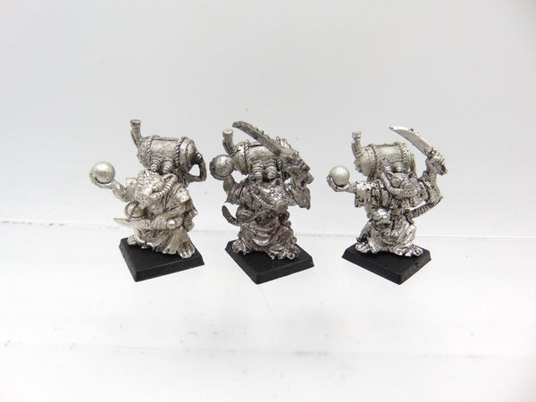 Poisoned Wind Globadiers