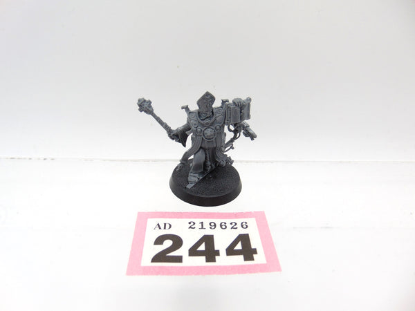 Ministorum Priest Taddeus the Purifier