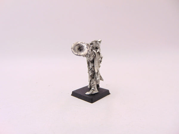 Mengil Manhide's Manflayer Musician