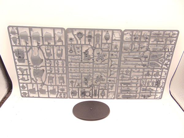 Legions Imperialis: Reaver Battle Titan with Melta Cannon and Chainfist