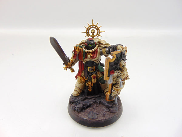 Primaris Captain with Relic Shield