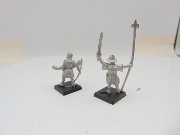 Bretonnian Bowmen Command Musician and Standard