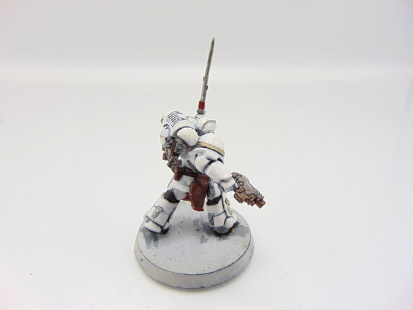 Primaris Lieutenant Tolmeron