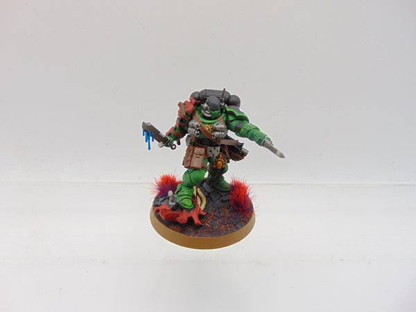 Primaris Lieutenant with Combi Weapon