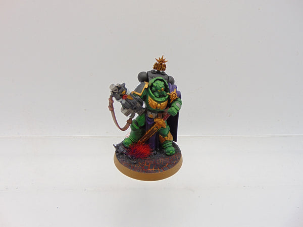 Primaris Captain in Gravis Armour