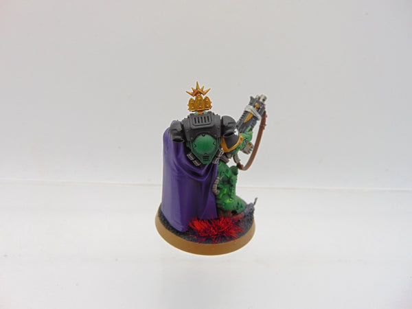 Primaris Captain in Gravis Armour