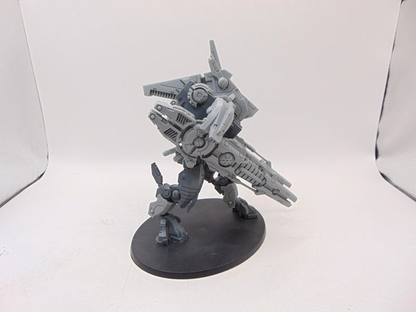 R'varna Battlesuit