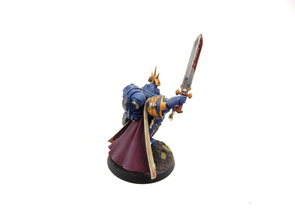 Primaris Captain In Gravis Armour