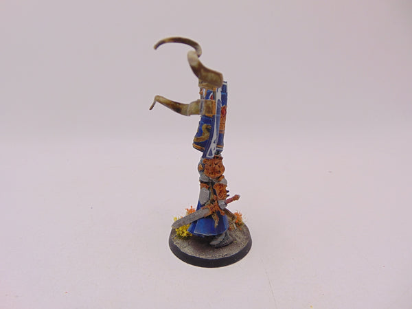 Knight Vexillor with Banner of Apotheosis