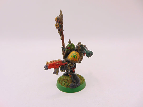 Plague Marine Icon Bearer
