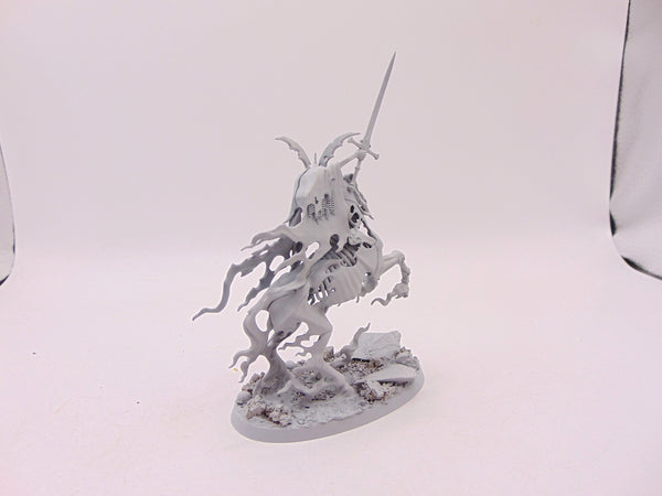 Knight of Shrouds on Ethereal Steed