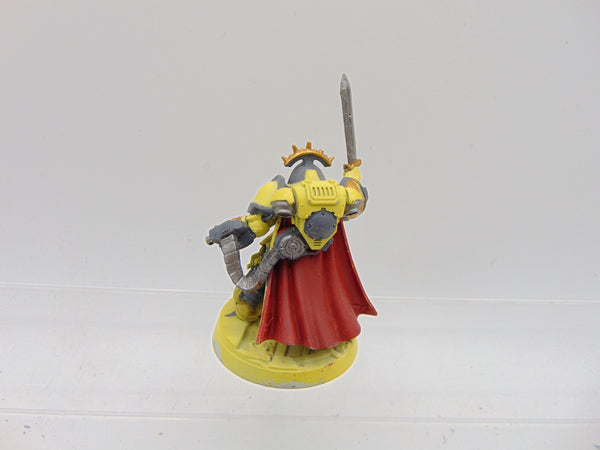 Primaris Captain in Gravis Armour