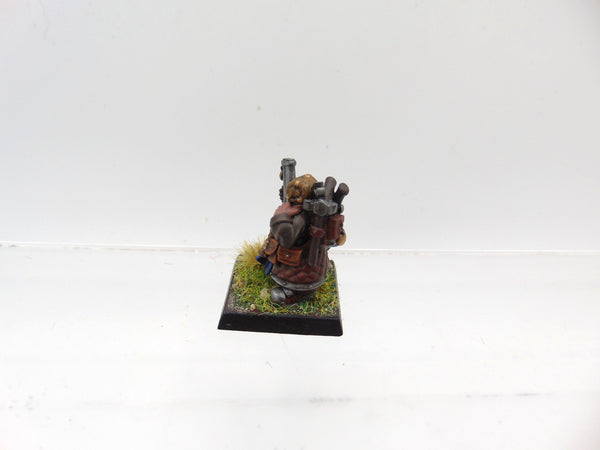 Female Dwarf Engineer