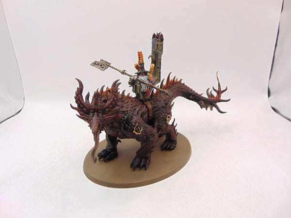 Auric Runefather on Magmadroth
