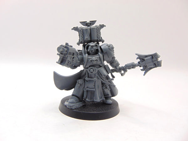 Librarian in Terminator Armour