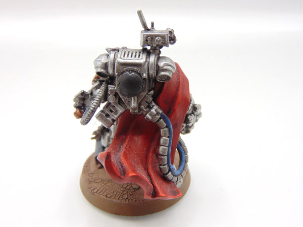 Primaris Captain in Gravis Armour Conversion