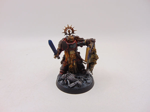 Primaris Captain with Relic Shield