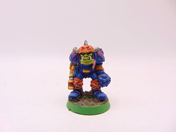 Ork Boss with Bionik Arm & Kustom Weapon
