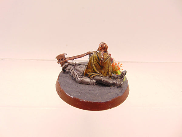 Gimli on Dead Uruk Hai