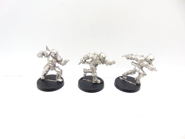 Human Lineman and Blitzers