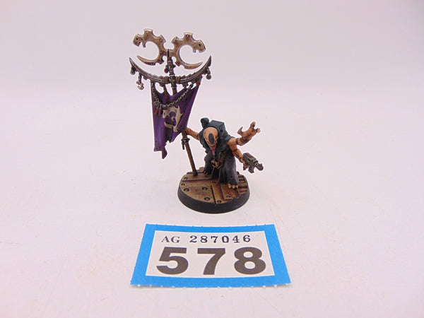 Acolyte Iconward