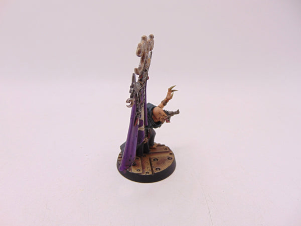 Acolyte Iconward