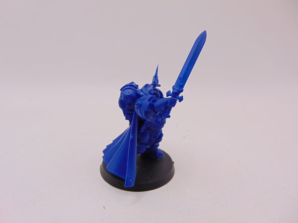 Primaris Captain in Gravis Armour