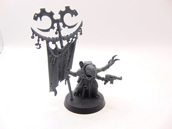 Acolyte Iconward