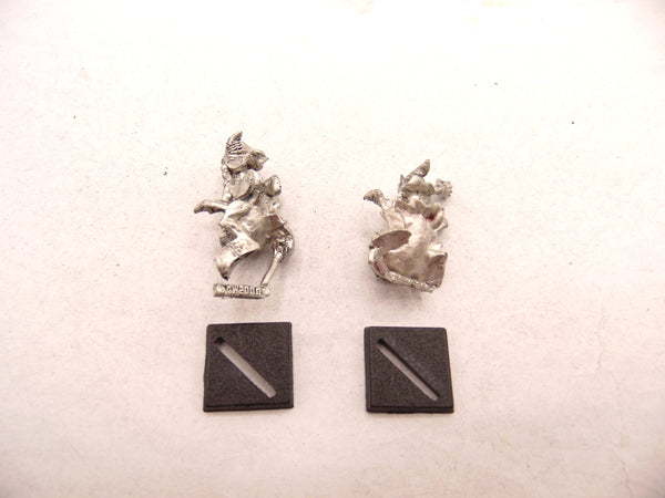Squig Hoppers