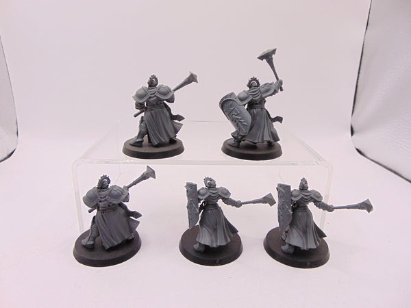Sequitors
