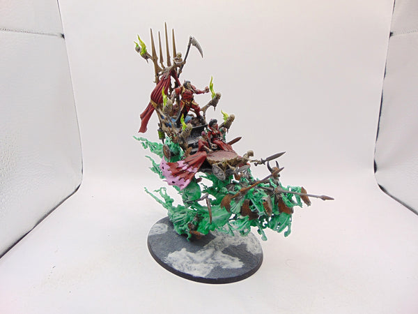 Bloodseeker Palanquin / Coven Throne