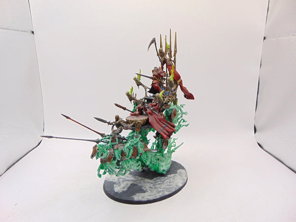 Bloodseeker Palanquin / Coven Throne