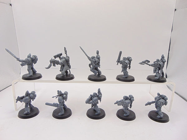 Grey Hunters
