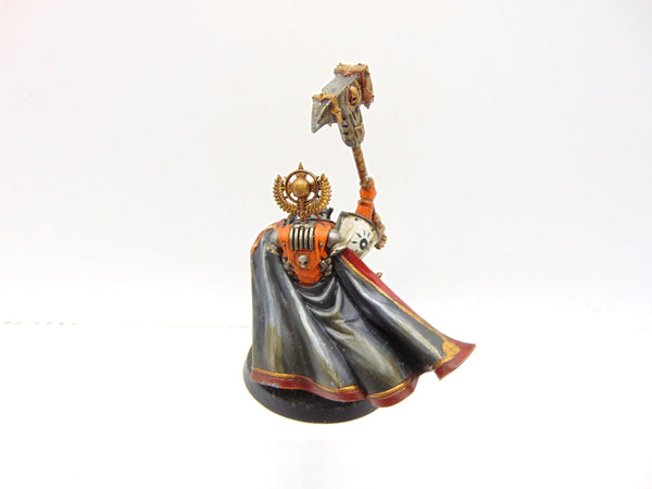 Praetor with Thunder Hammer