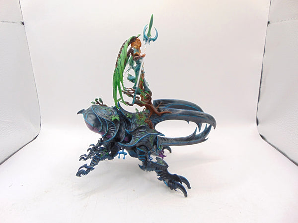 Alarielle the Everqueen