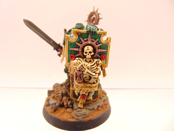 Primaris Captain with Relic Shield
