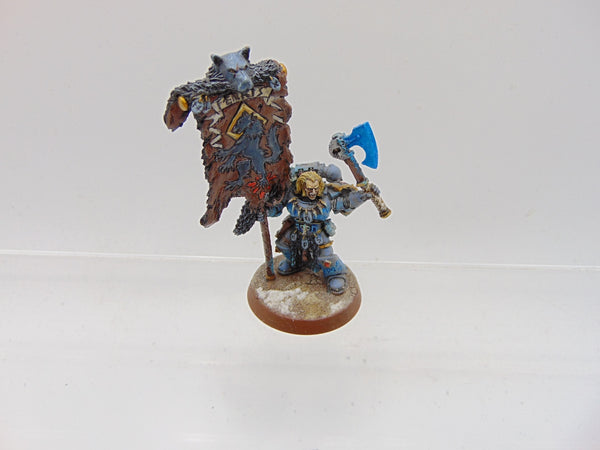 Grey Hunter with Wolf Standard