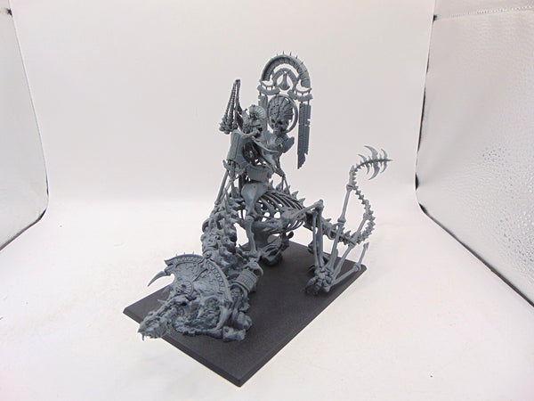 Tomb King on Necrolith Bone Dragon