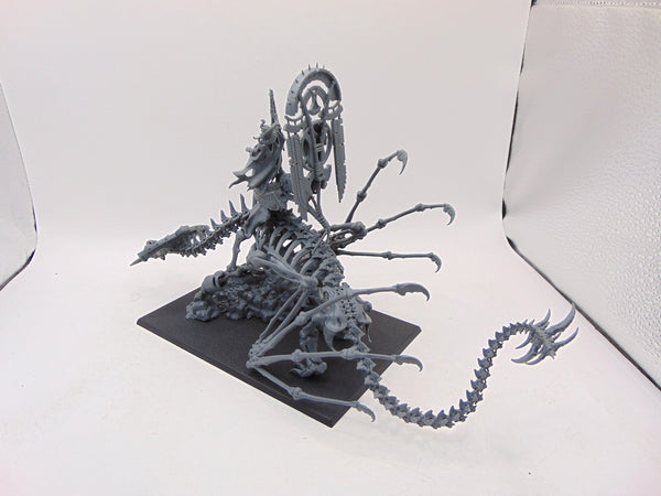 Tomb King on Necrolith Bone Dragon