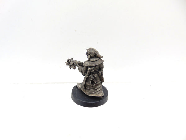 Brethren with Autogun